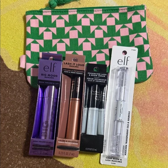 🔖 ELF Makeup Bundle - Picture 3 of 4